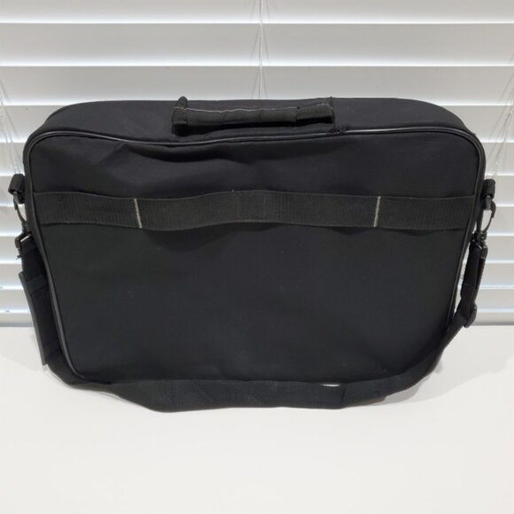 Case Logic Laptop Case Fits Screens Up to 18.4 inch withShoulder Strap VNC-218 - Picture 6 of 15